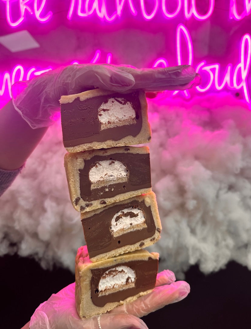 The Nutella Teacake S'mores Cookie Pie (WHOLESALE)