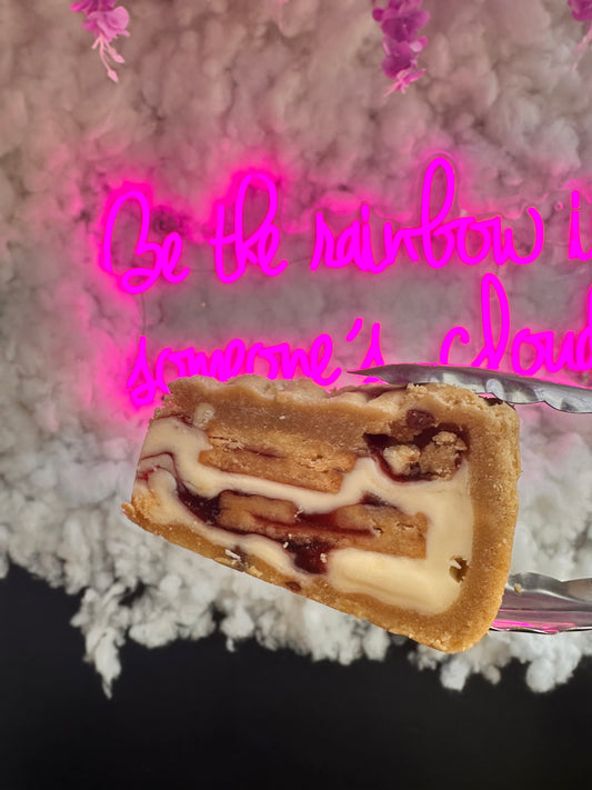 The Jammie Dodger Cookie Pie (WHOLESALE)